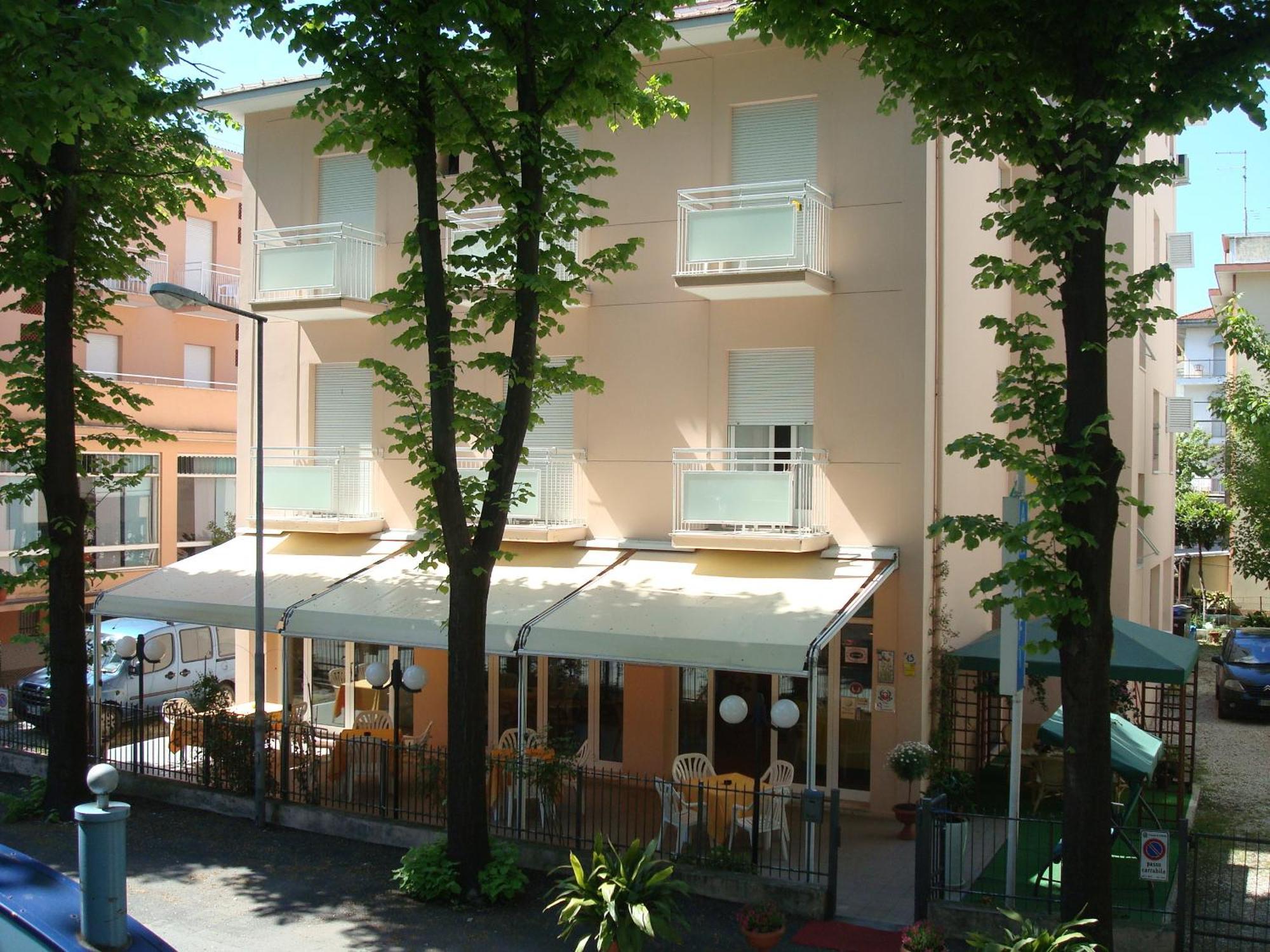 Hotel Amalfi Rimini Luaran gambar